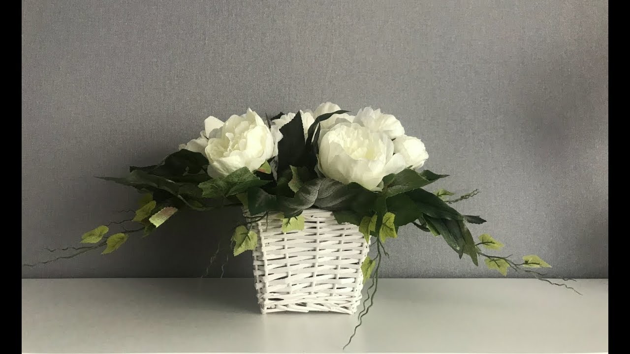 Kompozycja ze sztucznych piwonii // Stroik na grób w koszyku // Peonie