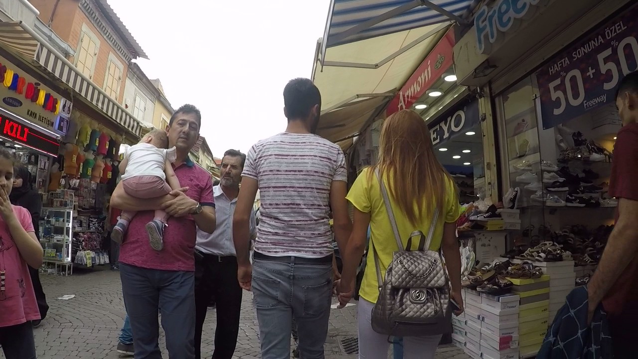 İzmir Bisiklet Tur kemeralti geziyorum insanlar cok var  GP0R : 0051 tahri : 22/06/2017 HD