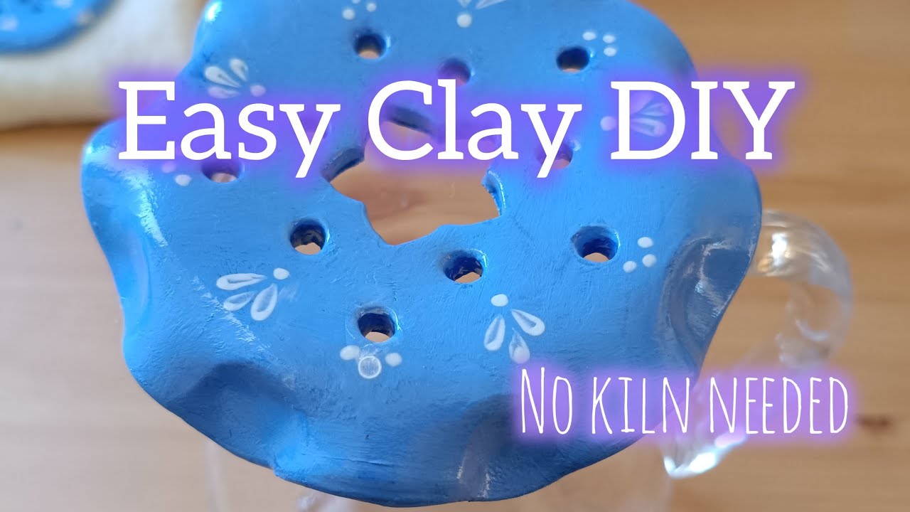 Peaceful DIY Clay Flowers Frogs to Make