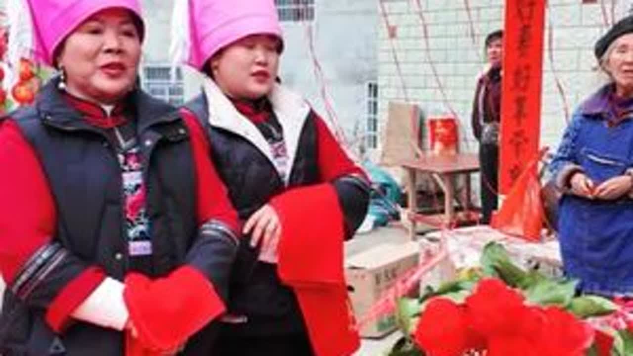 拦门喜歌很好听 在构皮冲拍摄的拦门喜歌#纪实婚礼摄影 #农村风俗传统 #很好听的山歌 #创作者扶持计划 #婚礼跟拍