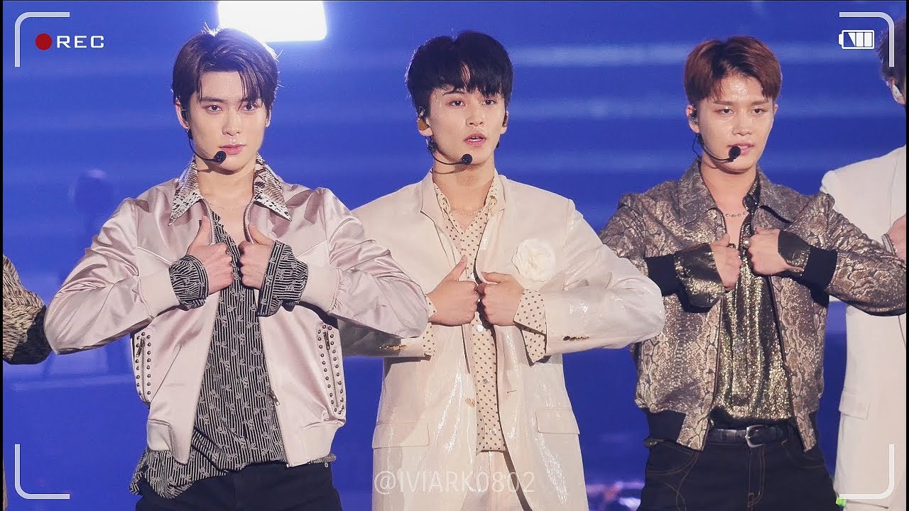 190823 Superhuman Mark focus