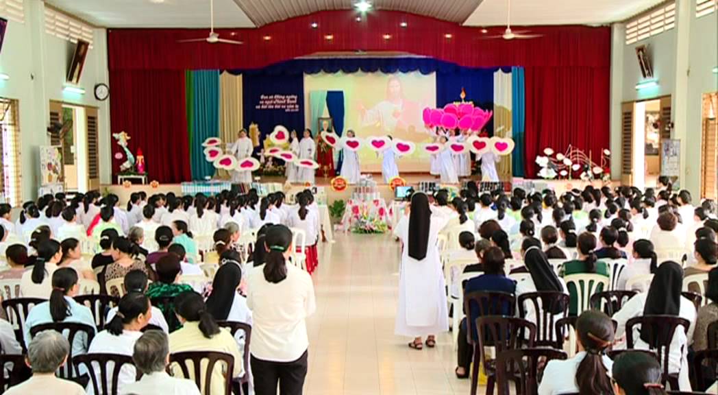 Múa Quạt - Hội Dòng Đa  Minh Tam Hiệp