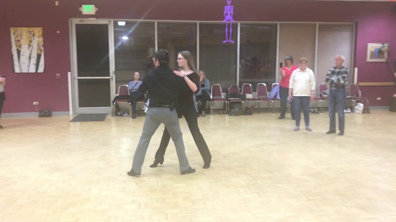 Round Dancing - Bolero - Demonstration - Phase 3