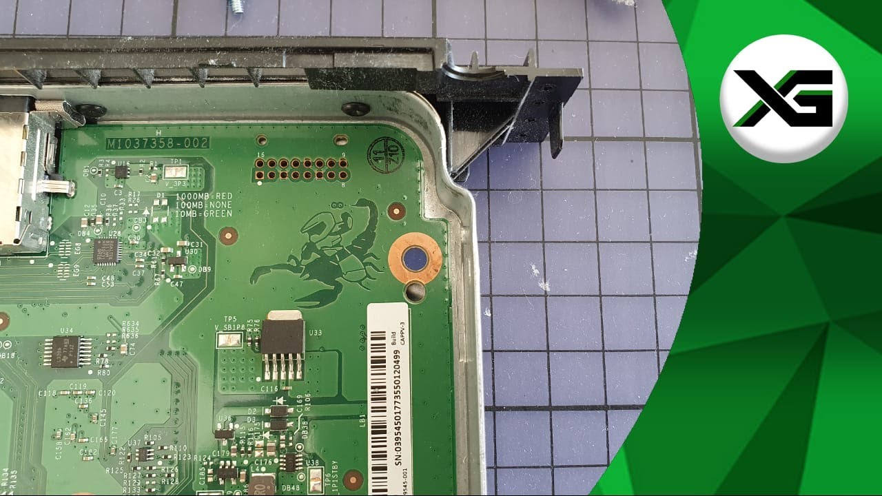 Xbox One X - Teardown [schoonmaken + koelpasta vervangen]