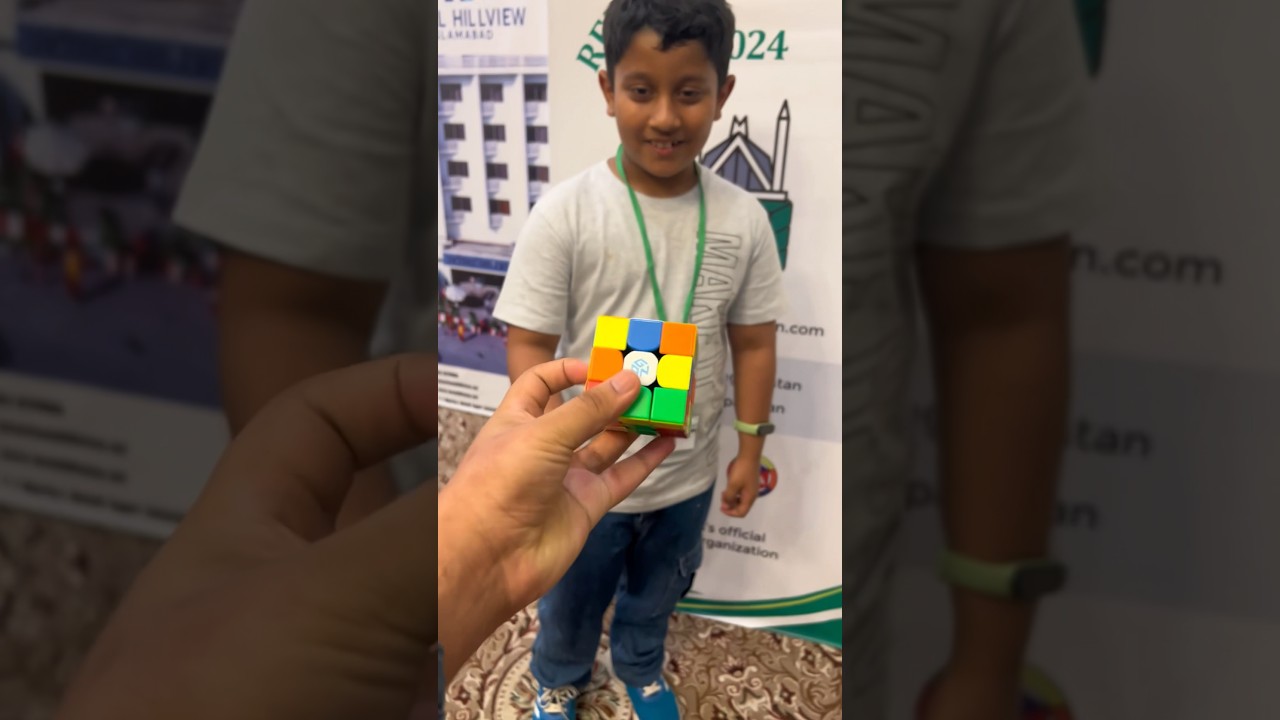 Can He Solve a Rubik&rsquo;s Cube? @CubingWithHadi
