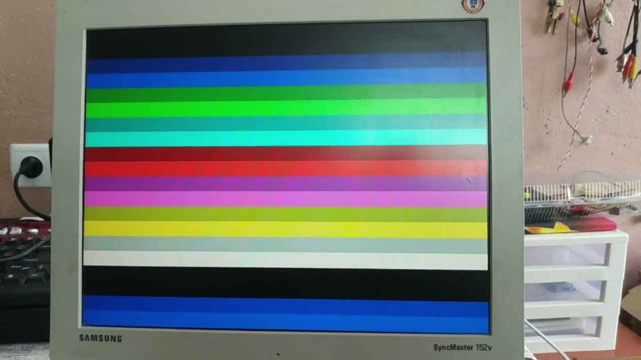 RGB- VGA кодер от Алекс ЕКБ и Александр Карнаух. Сборка и тест.
