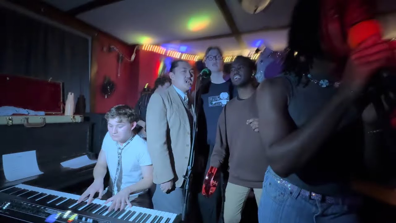 Undergrad (Feat. The BonaFide Four) “Shout!” live 2026