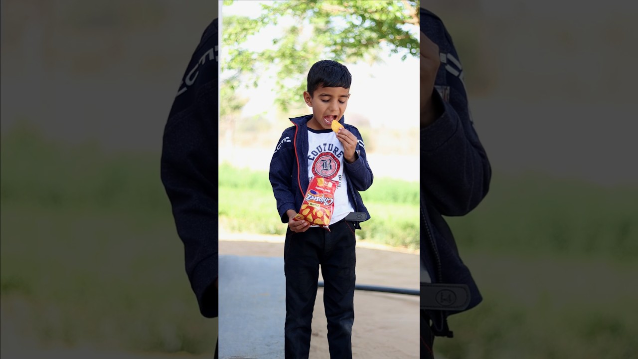 Bhai Behen and Chips village family funny video #viral #sister #shorts #bhai #funny