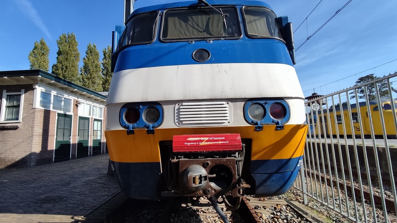 In,- en Exterieur van de SGMm in het Spoorwegmuseum