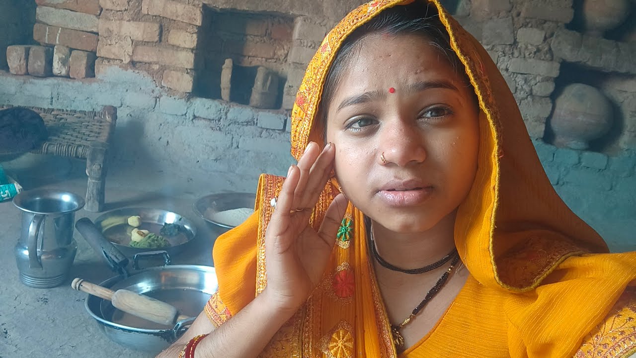 आज मैं चूल्हा पर खाना बना रही हूं