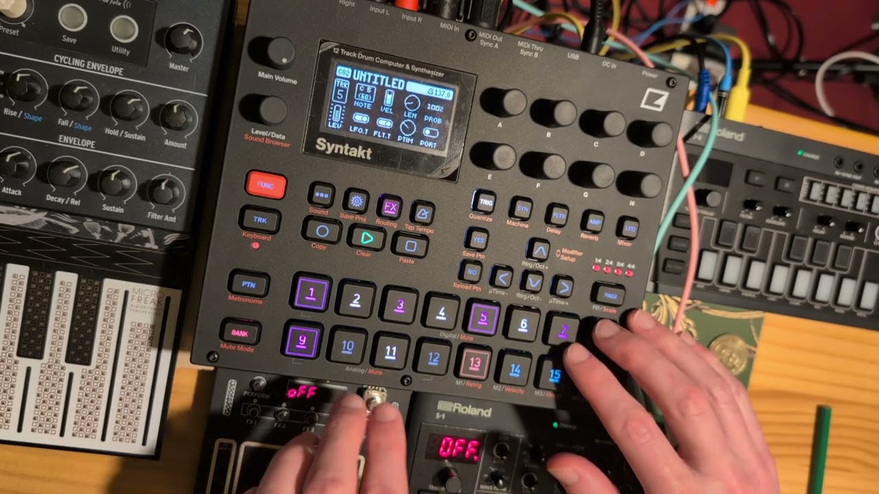 First time set with pattern mutes! #dawless #synth #syntakt #rolands1 #korgnts3 