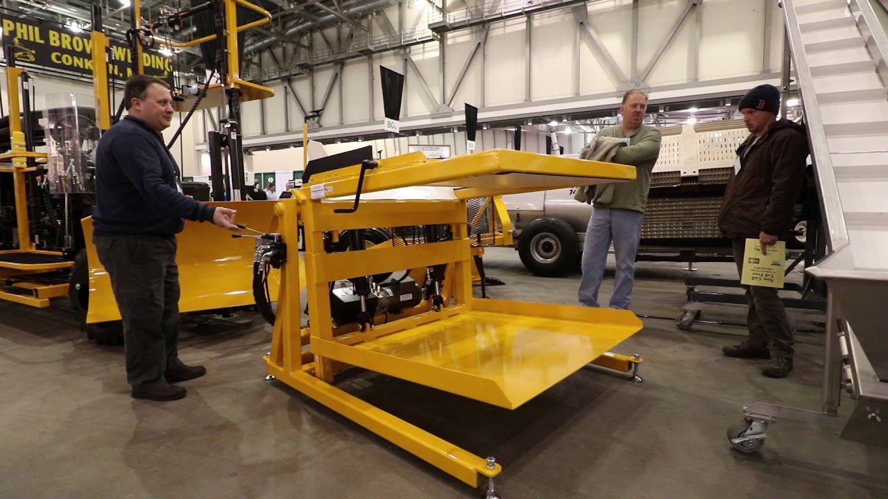 Bin Dumper Demo Phil Brown Welding at Great Lakes Expo