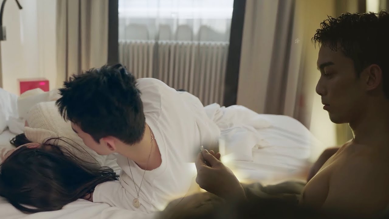 🧊Crucial moment! Yi Yang discovers the pregnancy test stick hidden by Yin Guo | 在暴雪时分#吴磊#赵今麦