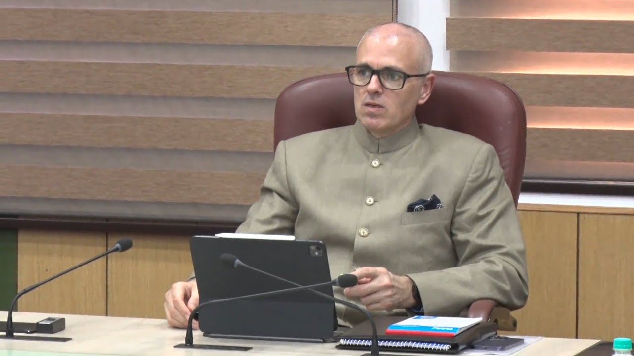 CM Omar Abdullah chairs review meeting of Floriculture department