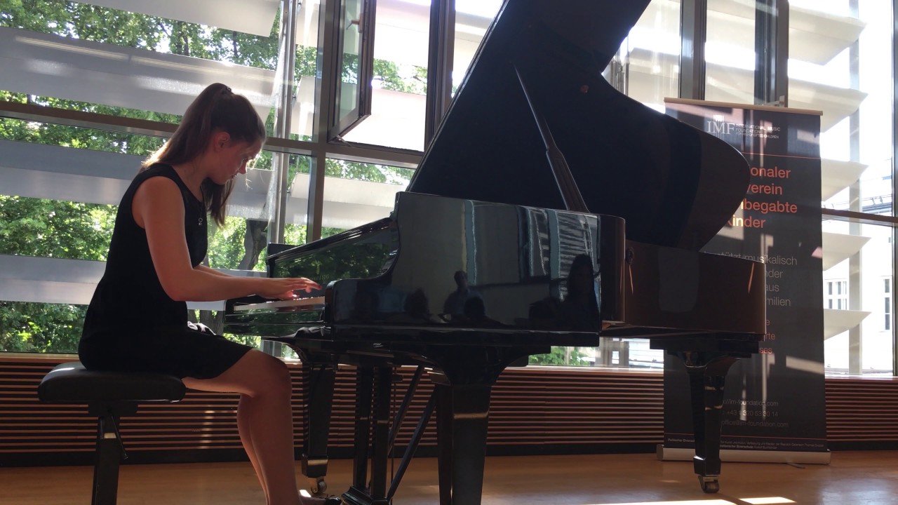 Sophie Druml: F. Chopin, Mazurka op. 24/2, Mazurka op. 63/3, Mazurka op. 17/4