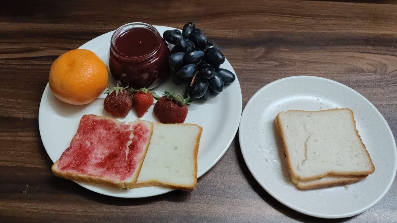 No preservative no synthetic colour homemade mix fruit jam 🍊🍇🍎🍓😋😋👌🏻👌🏻