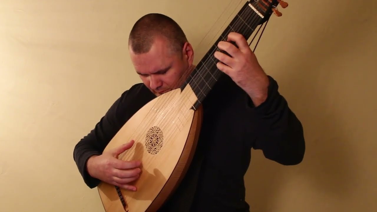 Silvius Leopold Weiss. Sarabanda f-sharp minor for baroque lute. Suite № 21(Dresden manuscript)
