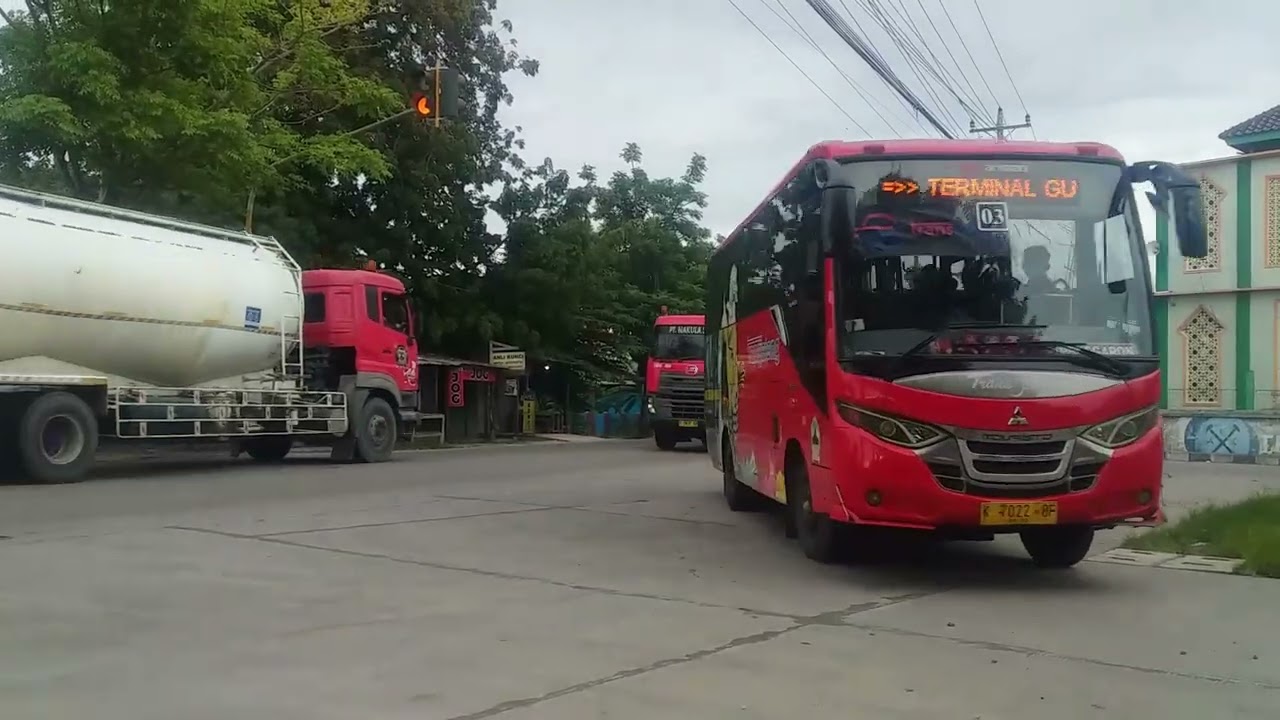 #busmaniacommunity devisi premium cepu via purwodadi menuju ke barat