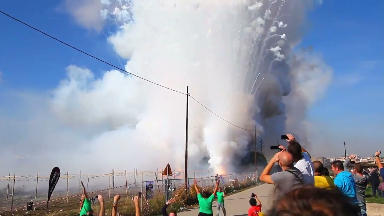 💥Fireworks Show went out of Control 🤯