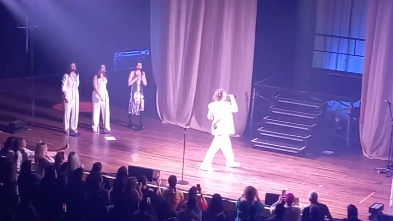 I Want You : Darren Hayes / Savage Garden Live