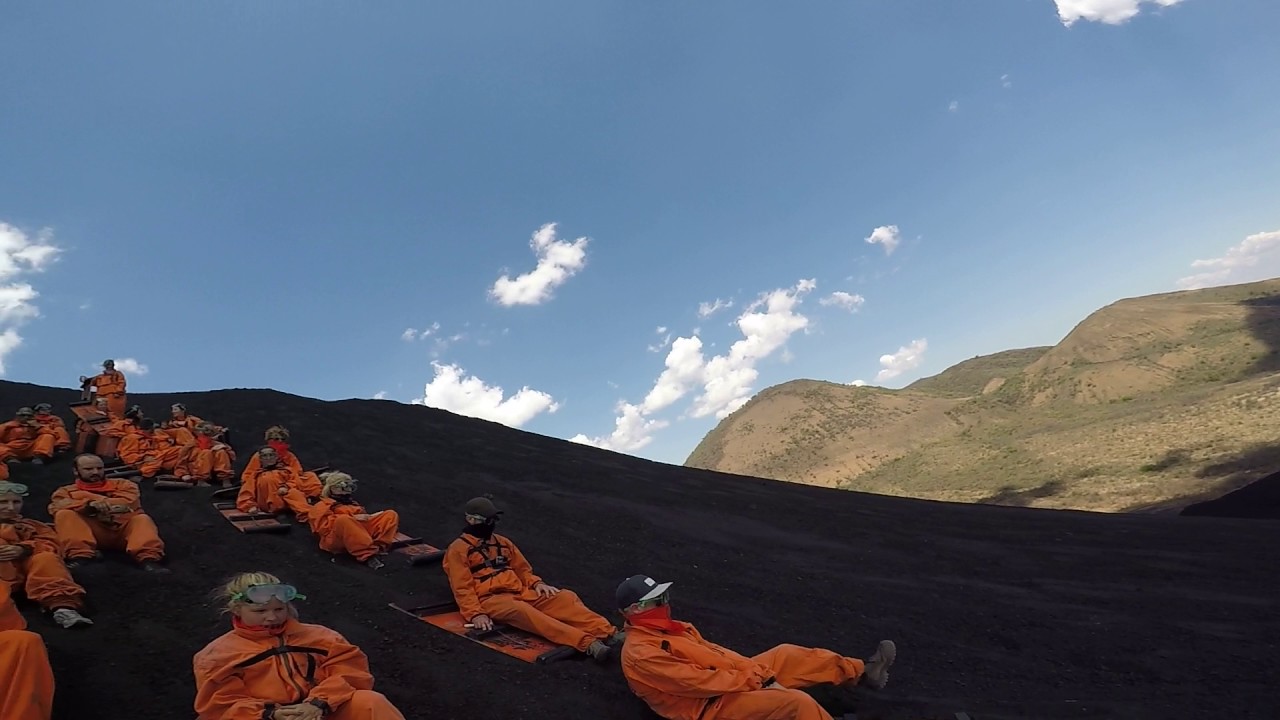 Volcanoboarding Cerro Negro, Nicaragua