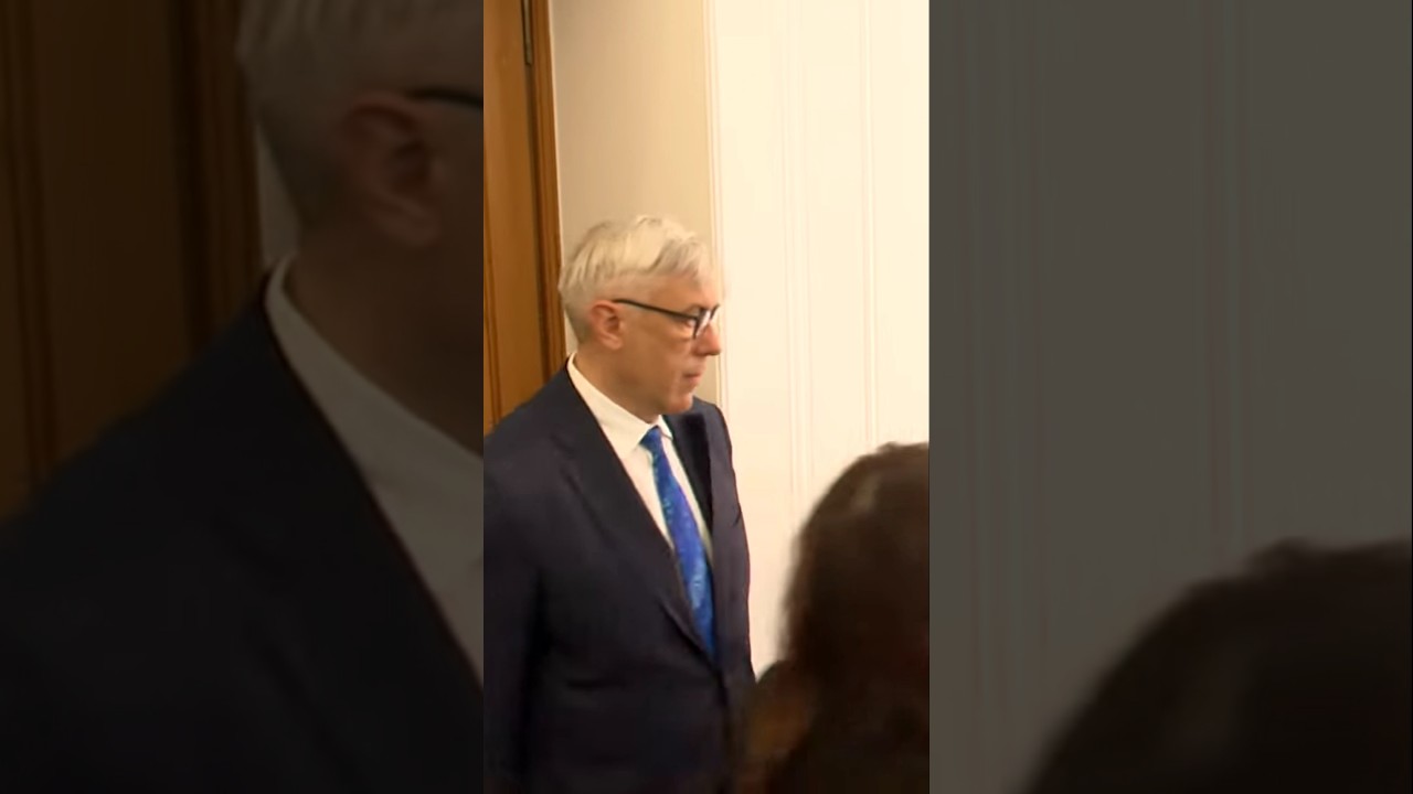 Afera Giertycha! Miliony za &bdquo;usługi&rdquo;, kt&oacute;re nigdy nie powstały?