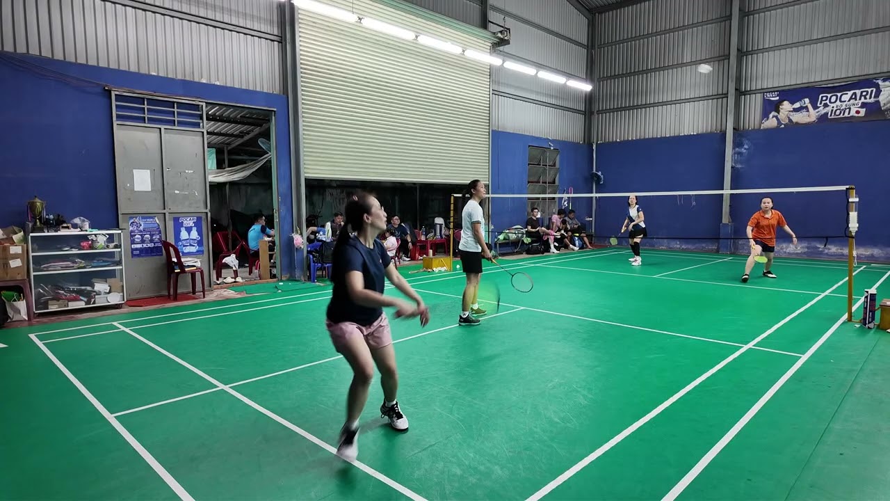 26/2/26 Sân Hoàng Phúc đôi nữ : Dinh - Hằng vs 2 nữ VL (3)