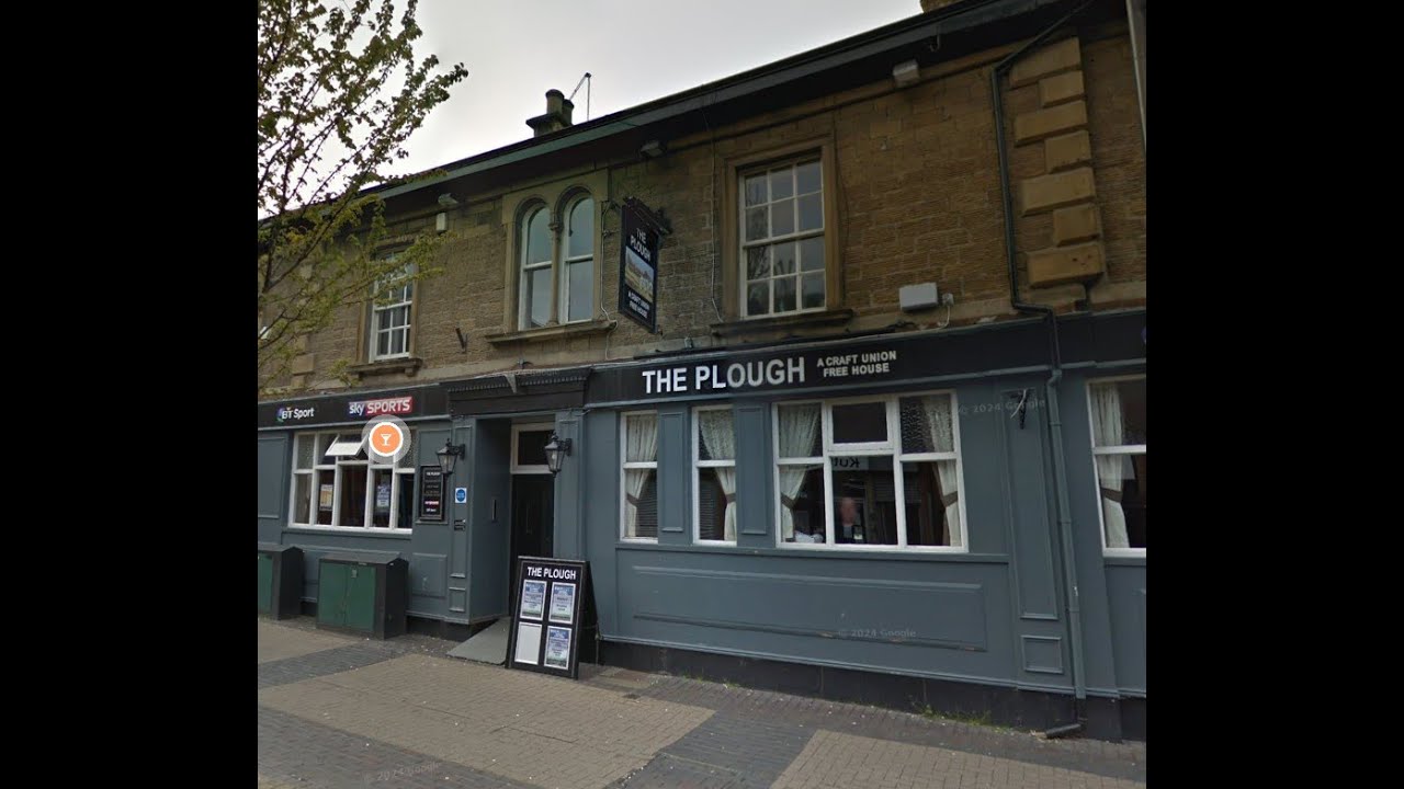 Pint in a pub: Round 1. Rotherham Town Centre. The Plough (Effingham)