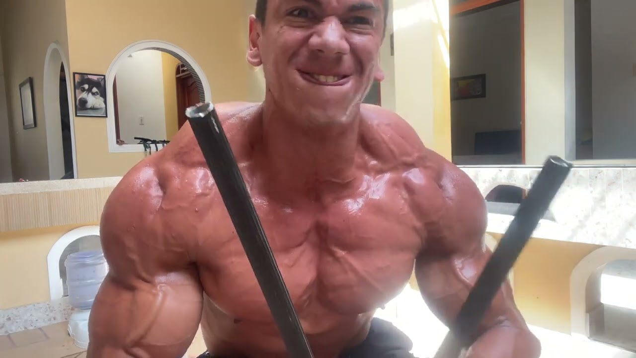 BAR BLENDING BY HUGE MUSCLEMAN