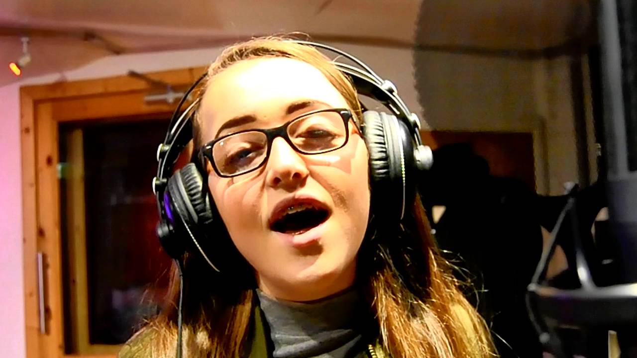 Róisín Greaney 'Yours'