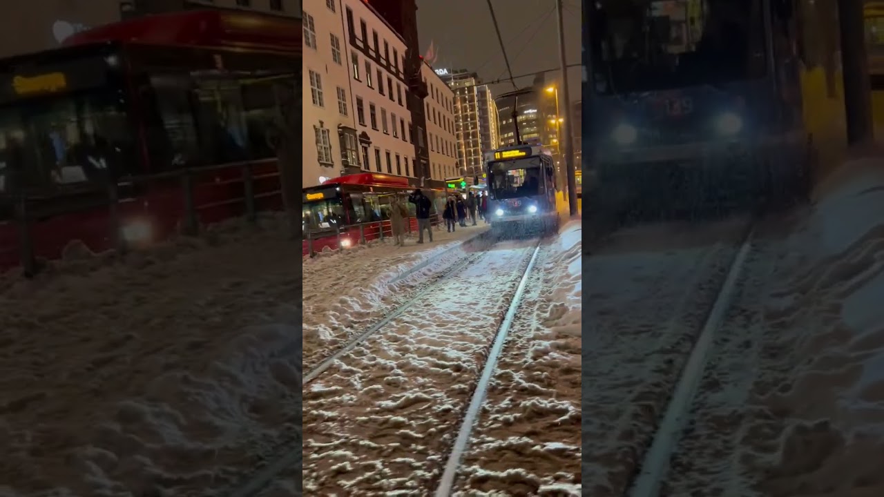 Oslo Norway during the Winter ☀️✨💫 Electric Tram 🇳🇴