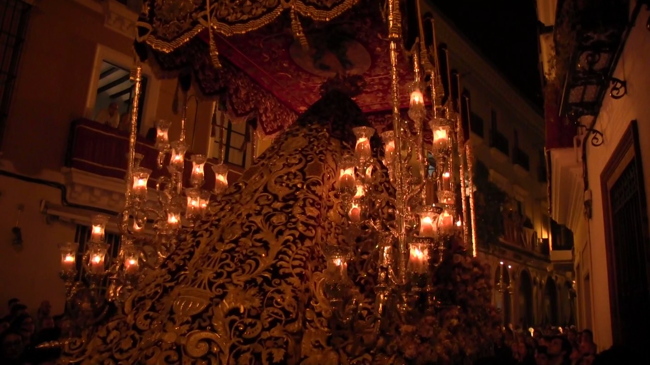 Virgen de Regla (Los Panaderos) por calle Francos 2017