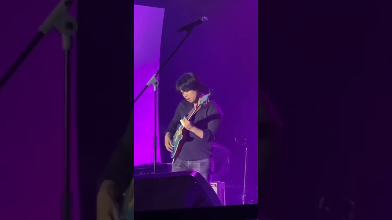 Stanly Bactian solo on Hold My Hand - The Main Squeeze (Java Jazz 2024)