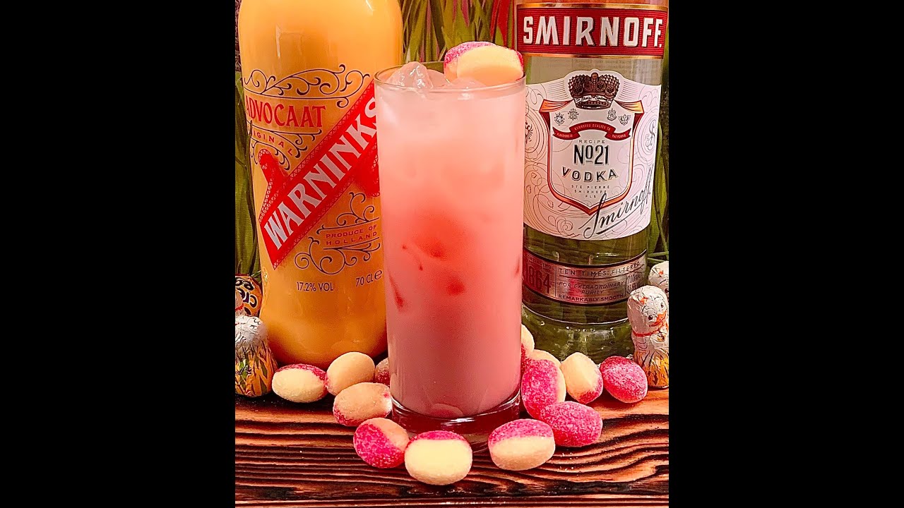 Easy Cocktails at Home: Rhubarb & Custard