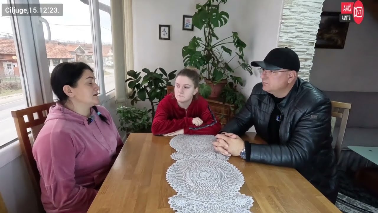 živa istina. Uzeo ju je kao bebu za prsa, i razbio o pod, rođeni otac! pozovite 062823702