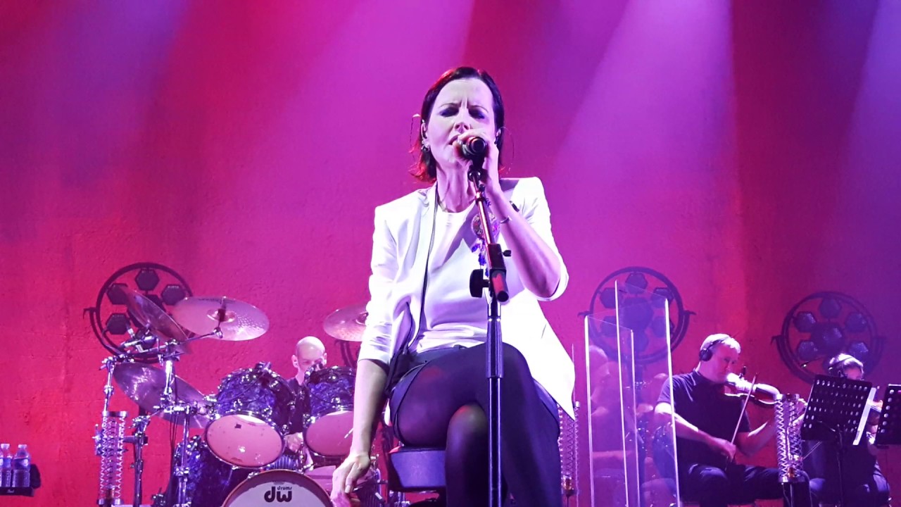 THE CRANBERRIES The Glory [Brussels 8.05.2017] new song!