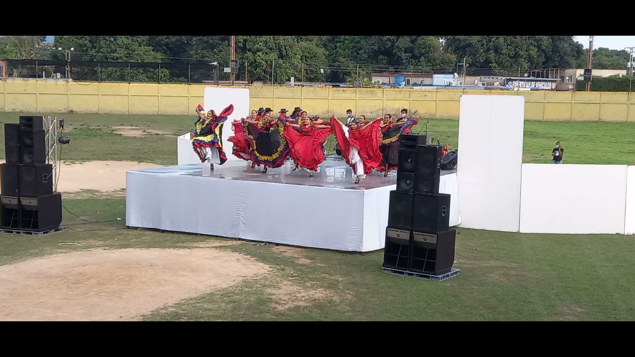 Mosaico Recio - Danzas Mariara 