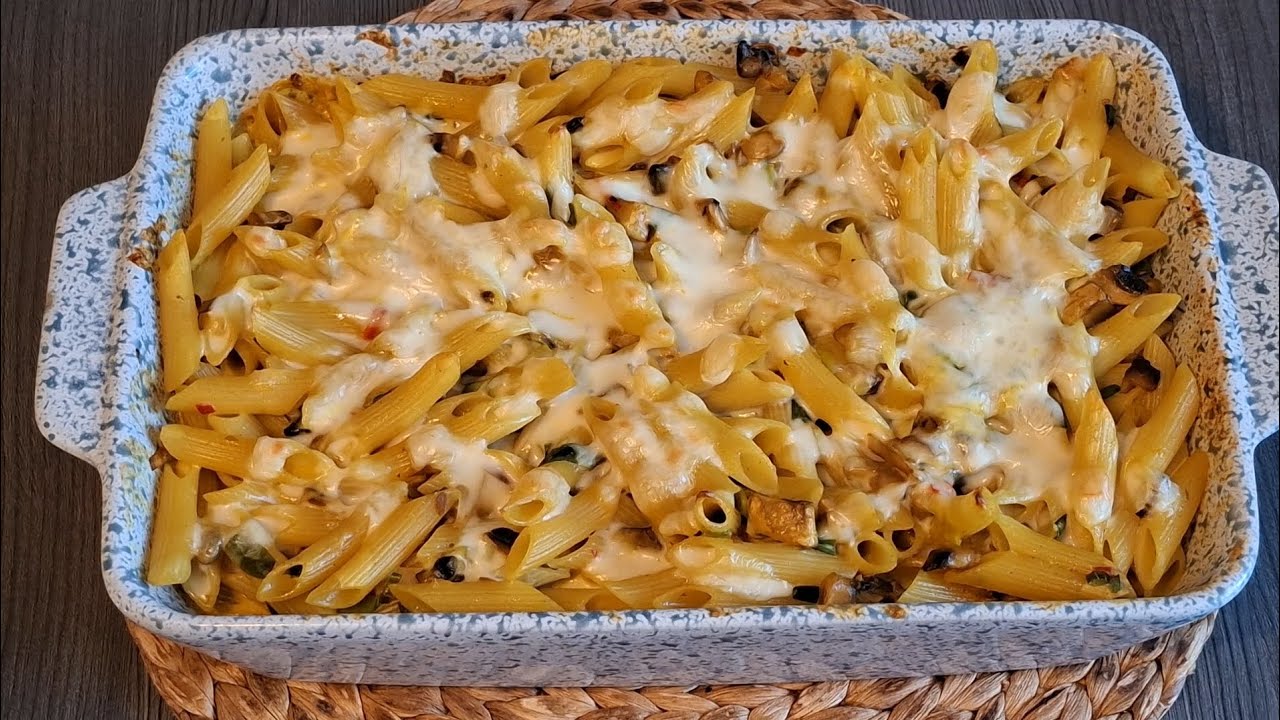 Запеканка с шампиньонами/Nudelauflauf mit Champignons♡ #Nudelauflauf #запеканка 