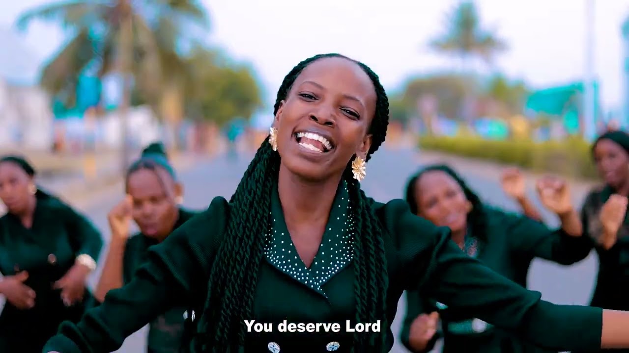 The Harvest Gospel Singers -UMETAMALAKI-( Official Music Video)