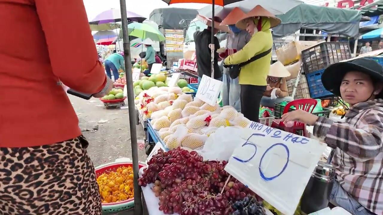 Giá trái cây mâm ngũ quả 27 Tết Chợ Đầu Mối Thủ Đức