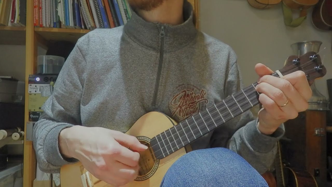 Lee Pockriss & Hal Hackady - Leijat - Fingerstyle Ukulele Instrumental