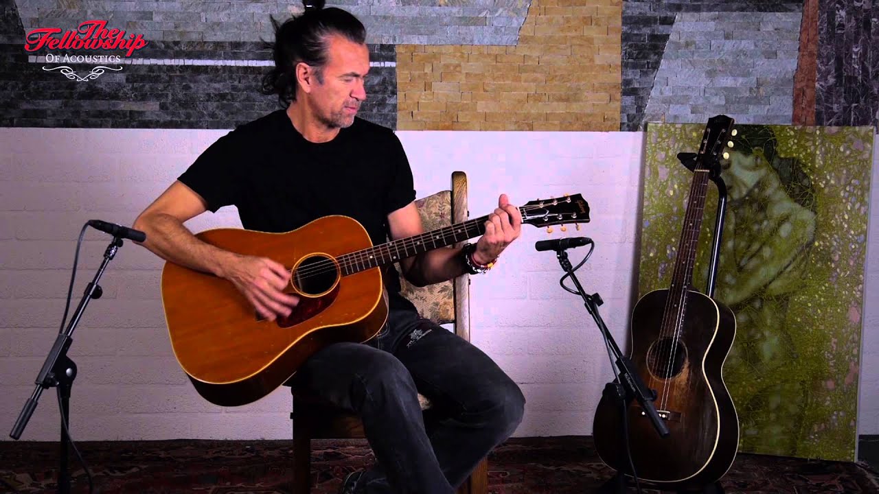 Gibson J-50 1953 at The Fellowship of Acoustics
