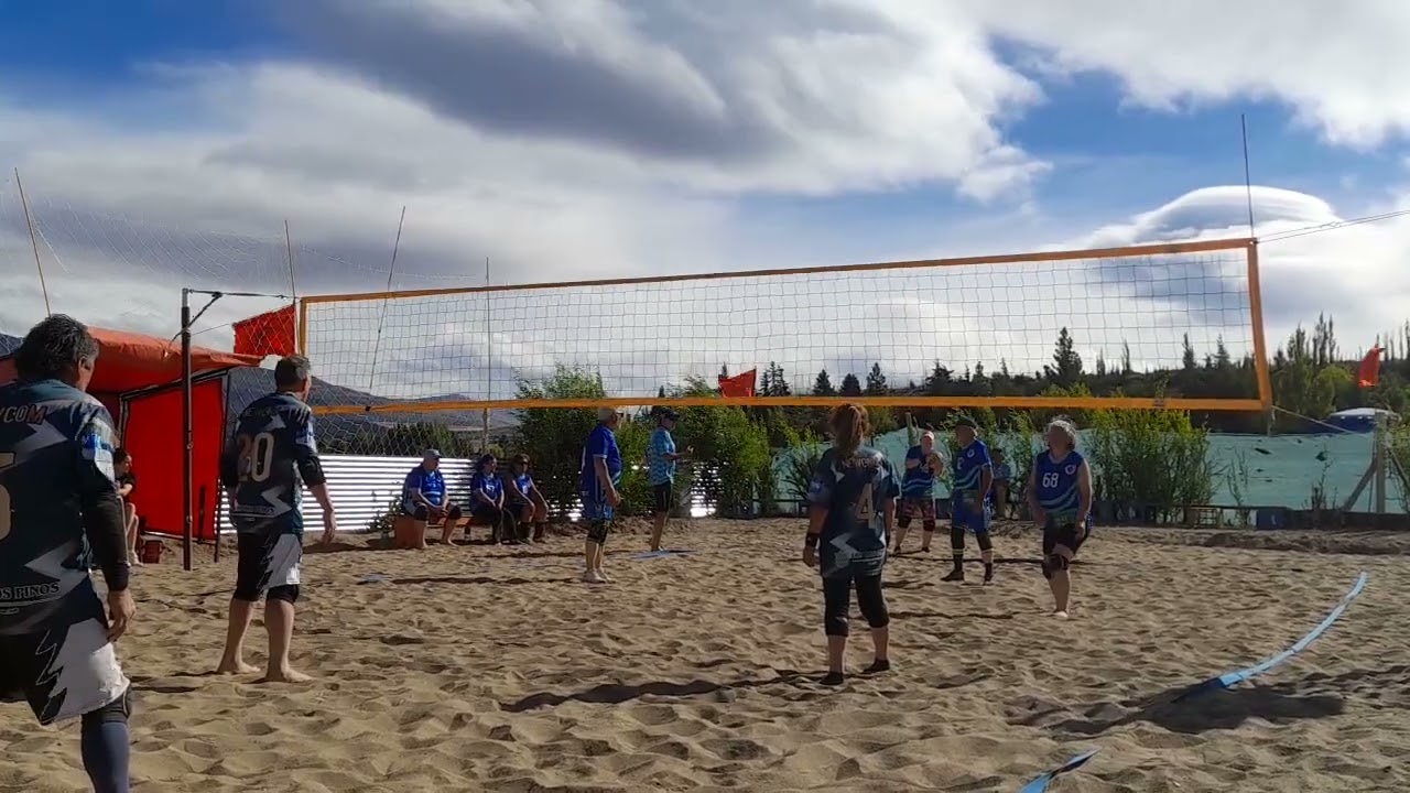 LOS PINOS VS TREBOL FIESTA NACIONAL DEL LAGO EL CALAFATE