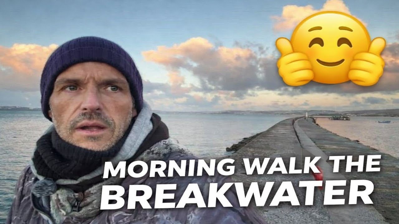 Going live for a walk to the breakwater in Brixham 🌊Fresh air, come say hi.
