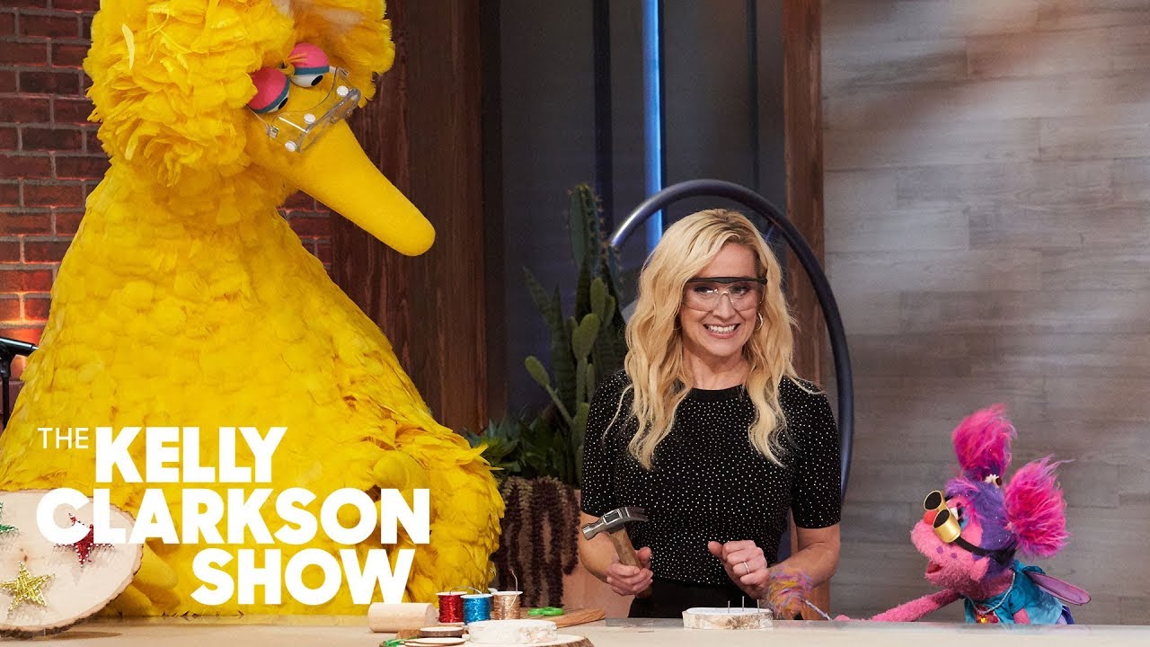 'Sesame Street' Makes String Art Ornaments With Nick Offerman And Kellie Pickler