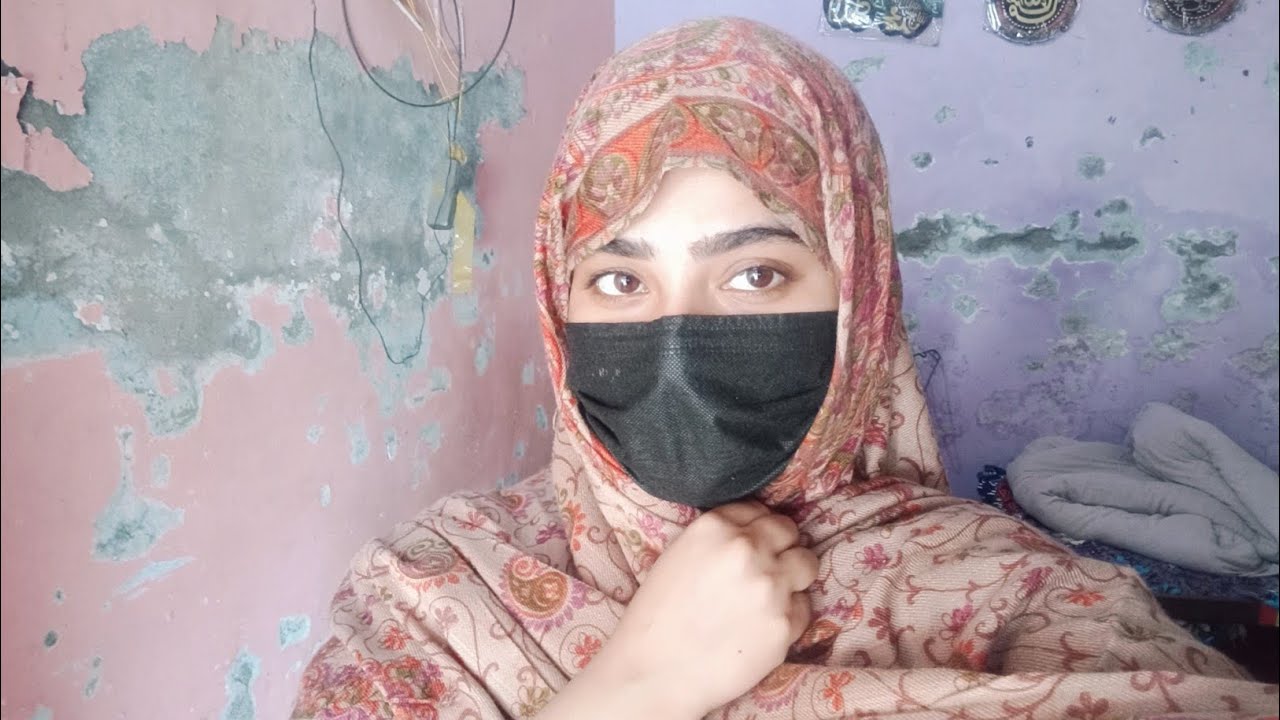 Ajwa ne roz preshan kiya hota hai 😱 || aloo chicken banya aj | tv bhut purana hai magar sambhla hua