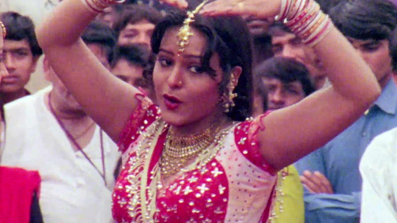 Uncha Uncha Re Dada | ઊંચા ઊંચા રે દાદા | Sejal Sarju Gujarati Movie | Gujarati Dance Song