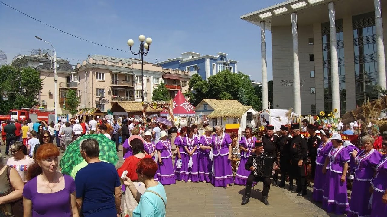 Walk around Krasnodar Russia 4K. Main street. Exhibition Fair.