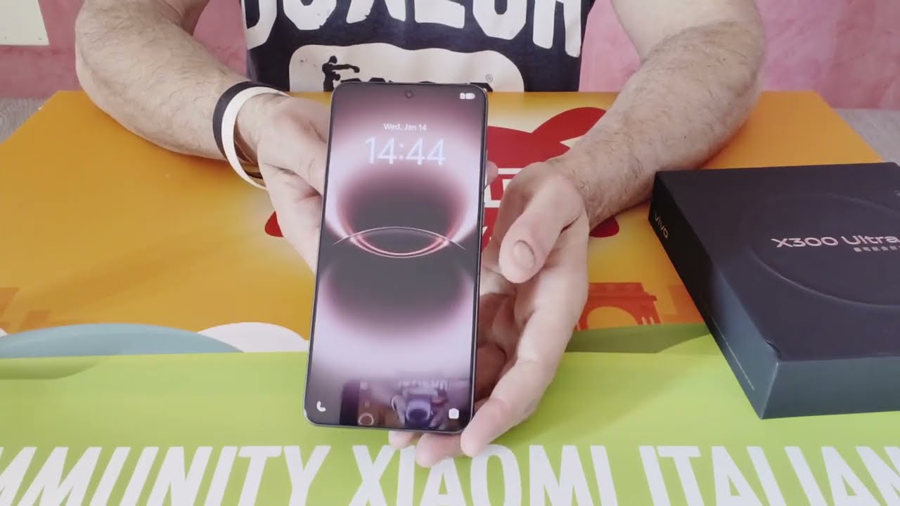 Unboxing Vivo X300 Ultra from TradingShenzhen