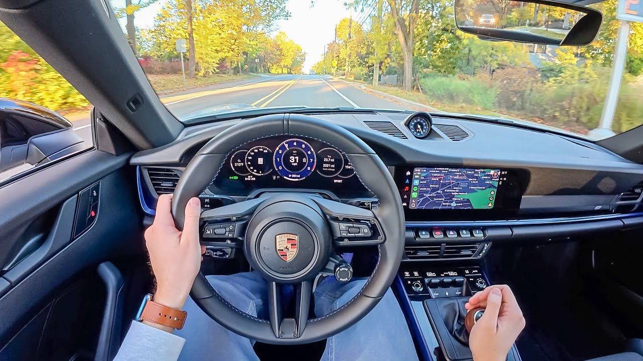 Porsche 911 Carrera T 2025 года выпуска — 6-ступенчатая механическая коробка передач, 992.2, утре...